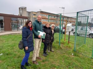 The GLOBE team at the weather station.